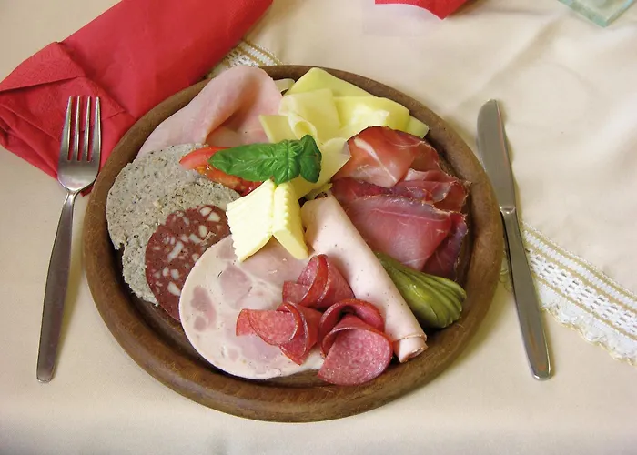 ホテル Cafe Rundblick 3*